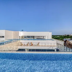 Brava Towers 306 At Aldea Zama Hotel